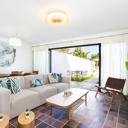 Marvelous With Private Pool Сasa de vacaciones