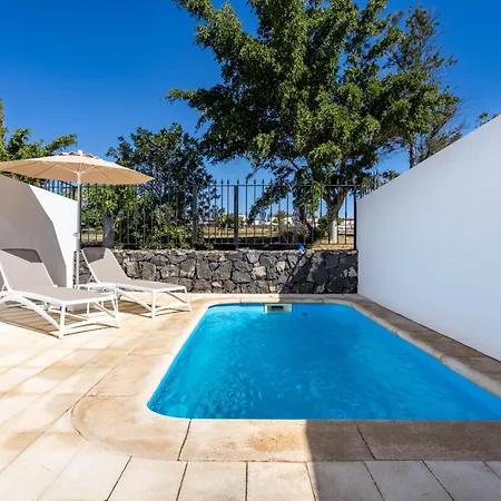 Marvelous With Private Pool 펜션