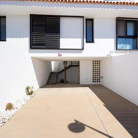 Marvelous With Private Pool 度假居 *