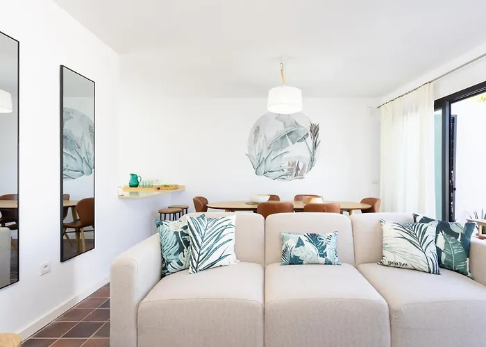 Marvelous With Private Pool 度假居 *